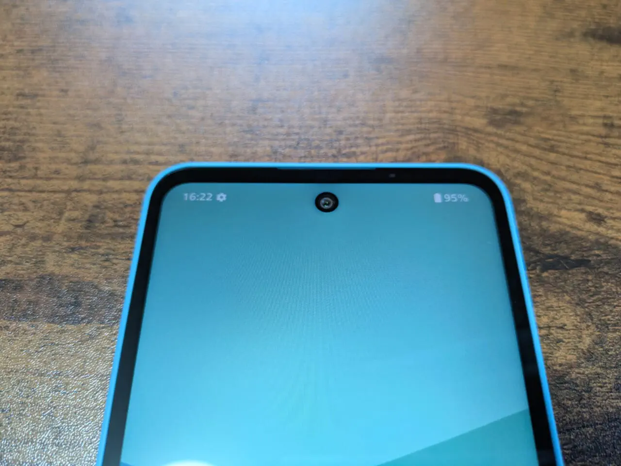 AQUOS wish5 実機