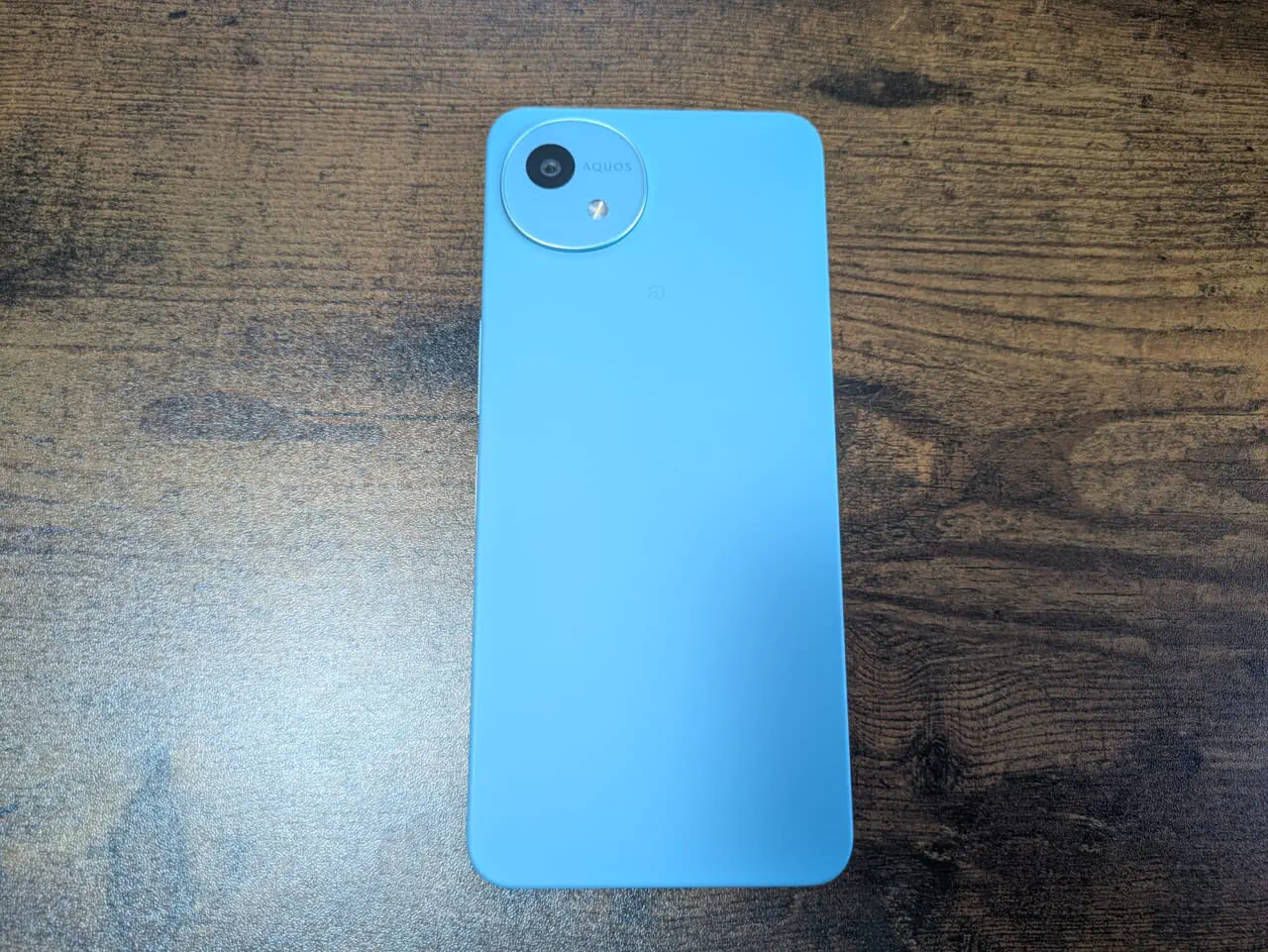 AQUOS wish5 実機