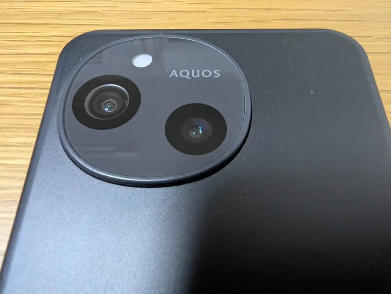 AQUOS sense10