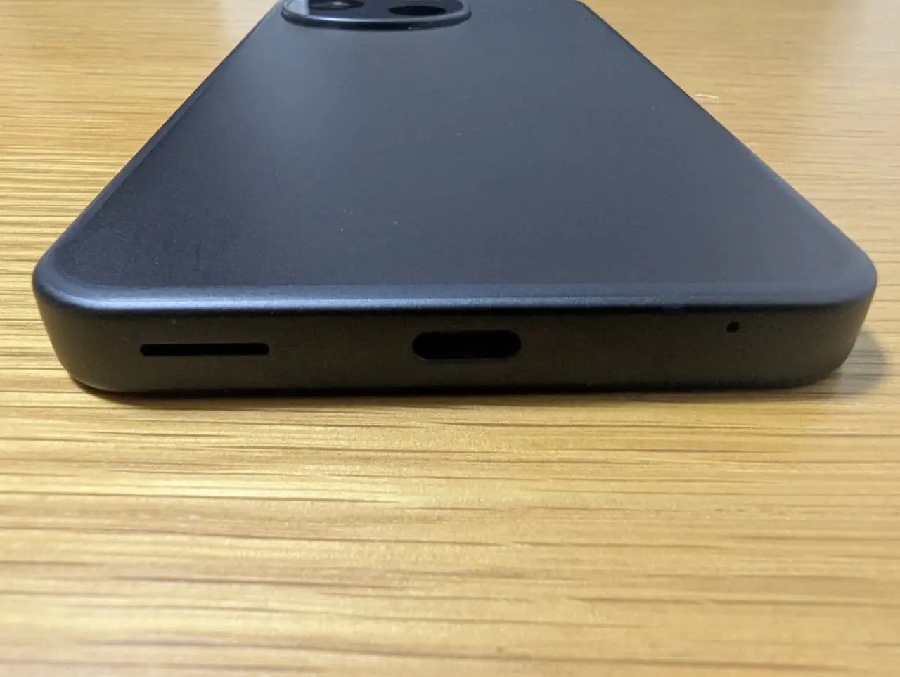 AQUOS sense10