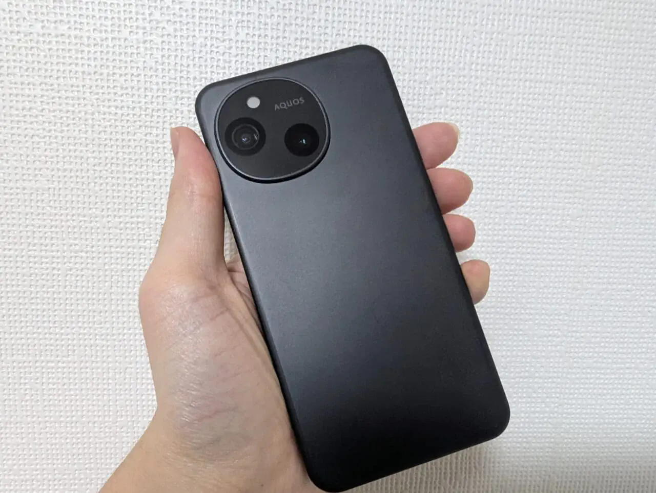 AQUOS sense10
