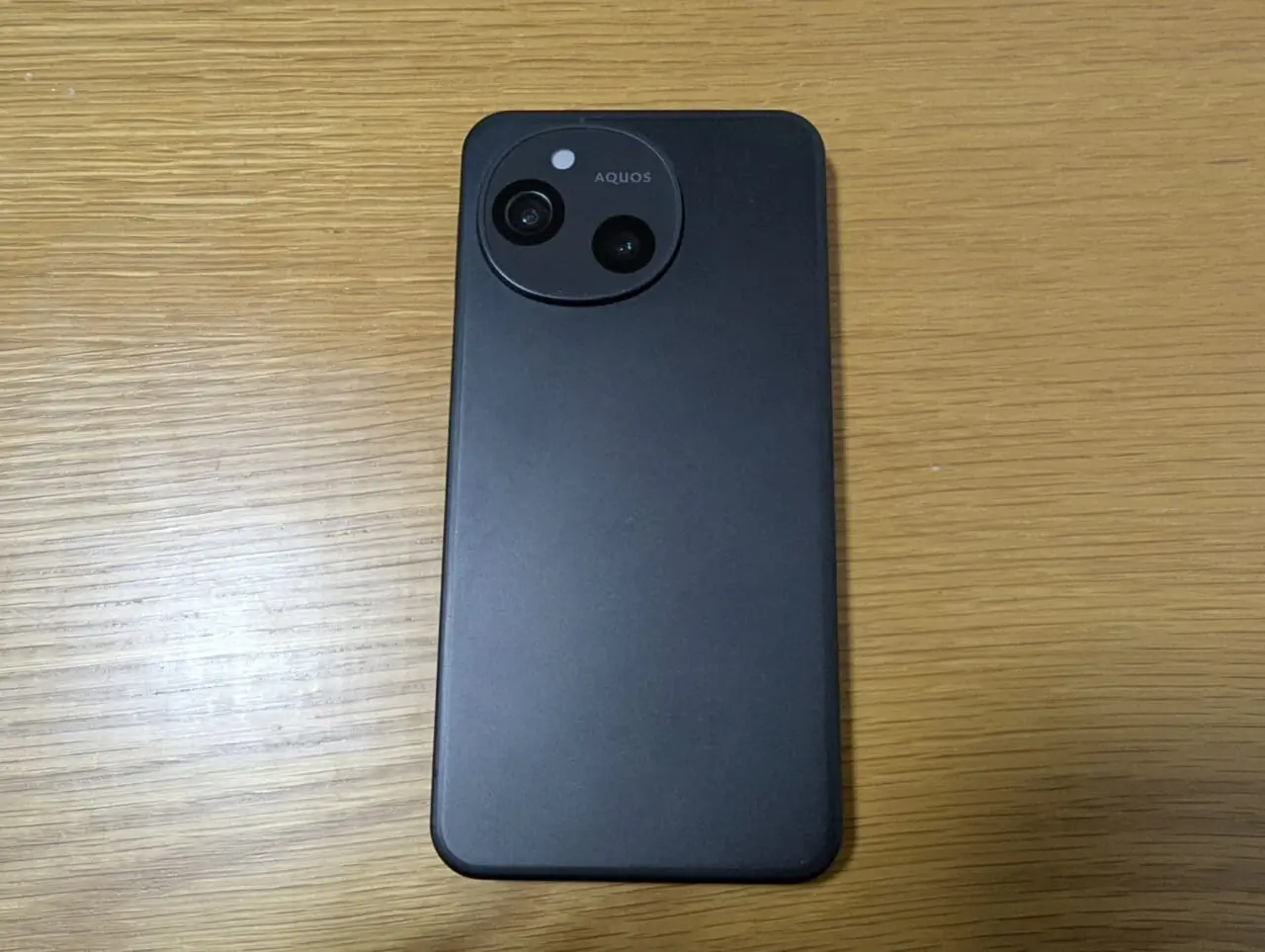 AQUOS sense10