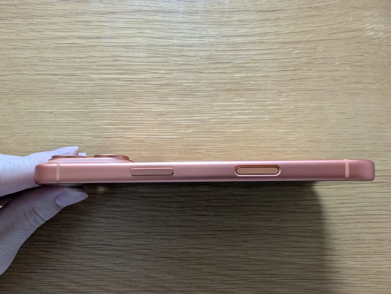 iPhone17 Pro実機写真