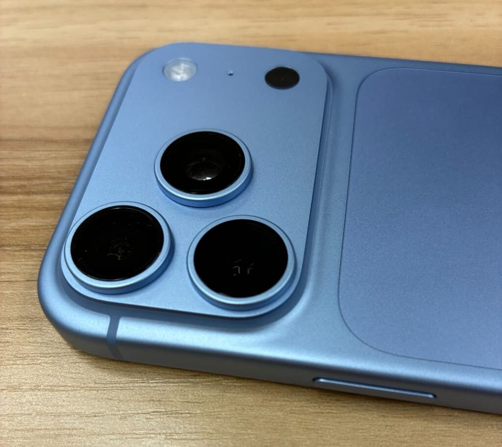 iPhone18proの実機画像